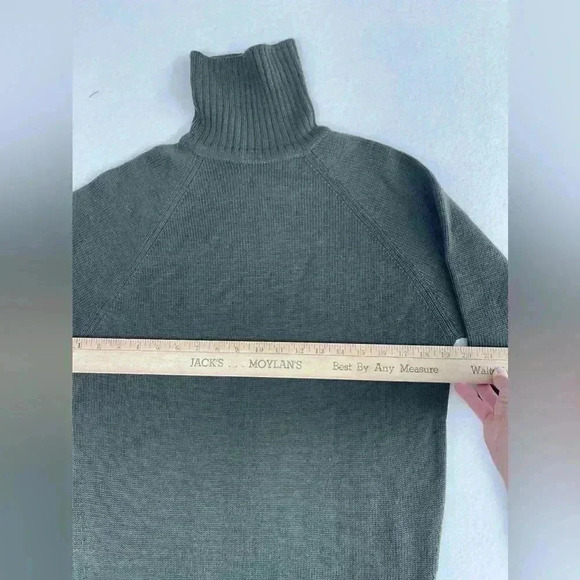 Saint Michaels turtleneck sweater 100% wool made in Britain European size 38-Med - Picture 7 of 7